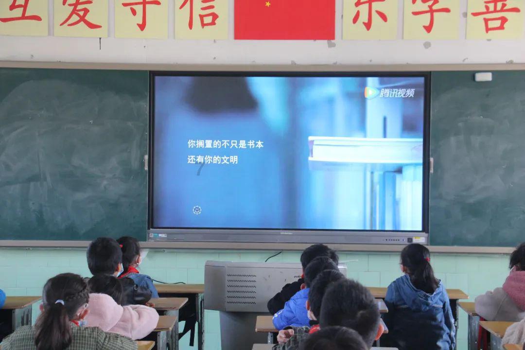 海视评丨两会微观察①:让老百姓过上更好的日子
